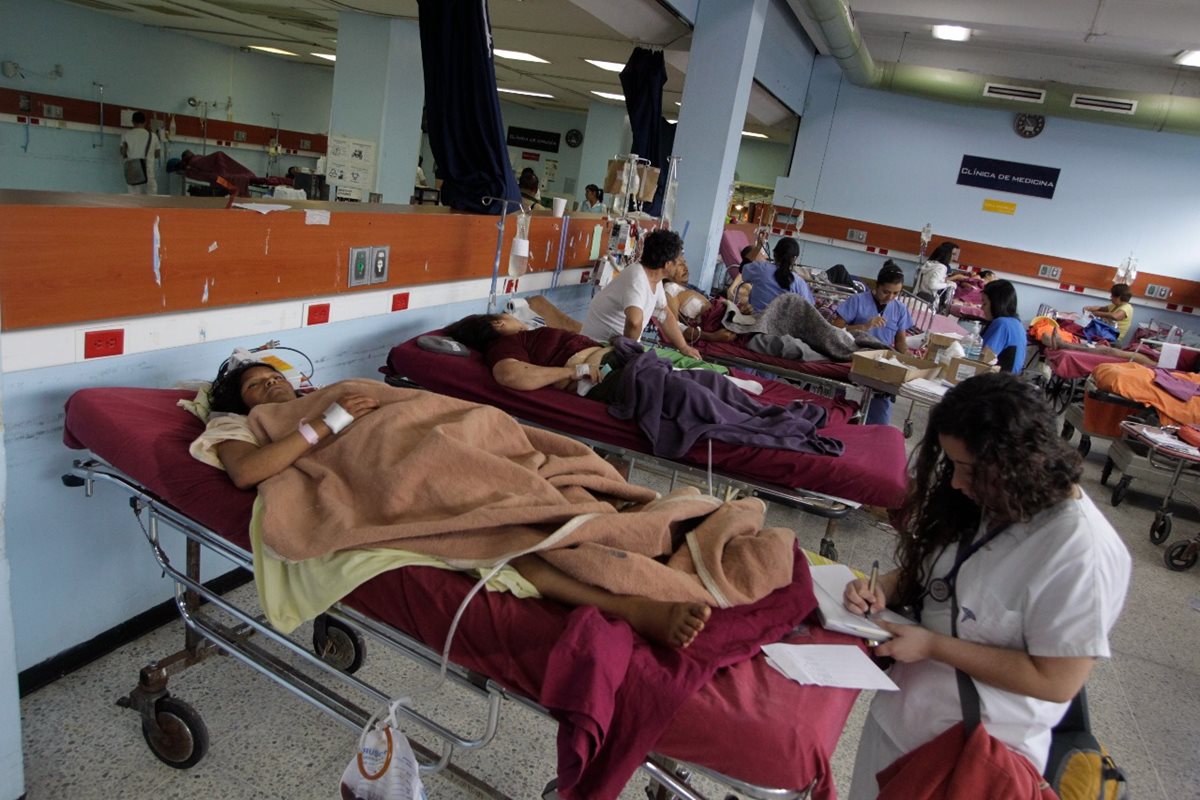 Guatemala aparece en el último lugar de países evaluados por el BID, en el tema de inversión en Salud comparado con la calidad del servicio a los pacientes. (Foto Prensa Libre: Hemeroteca PL)