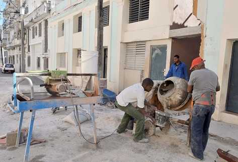 Los precios subieron 13% en apartamentos, y hasta 19% para  casas en condominio. (Foto Prensa Libre: EFE)