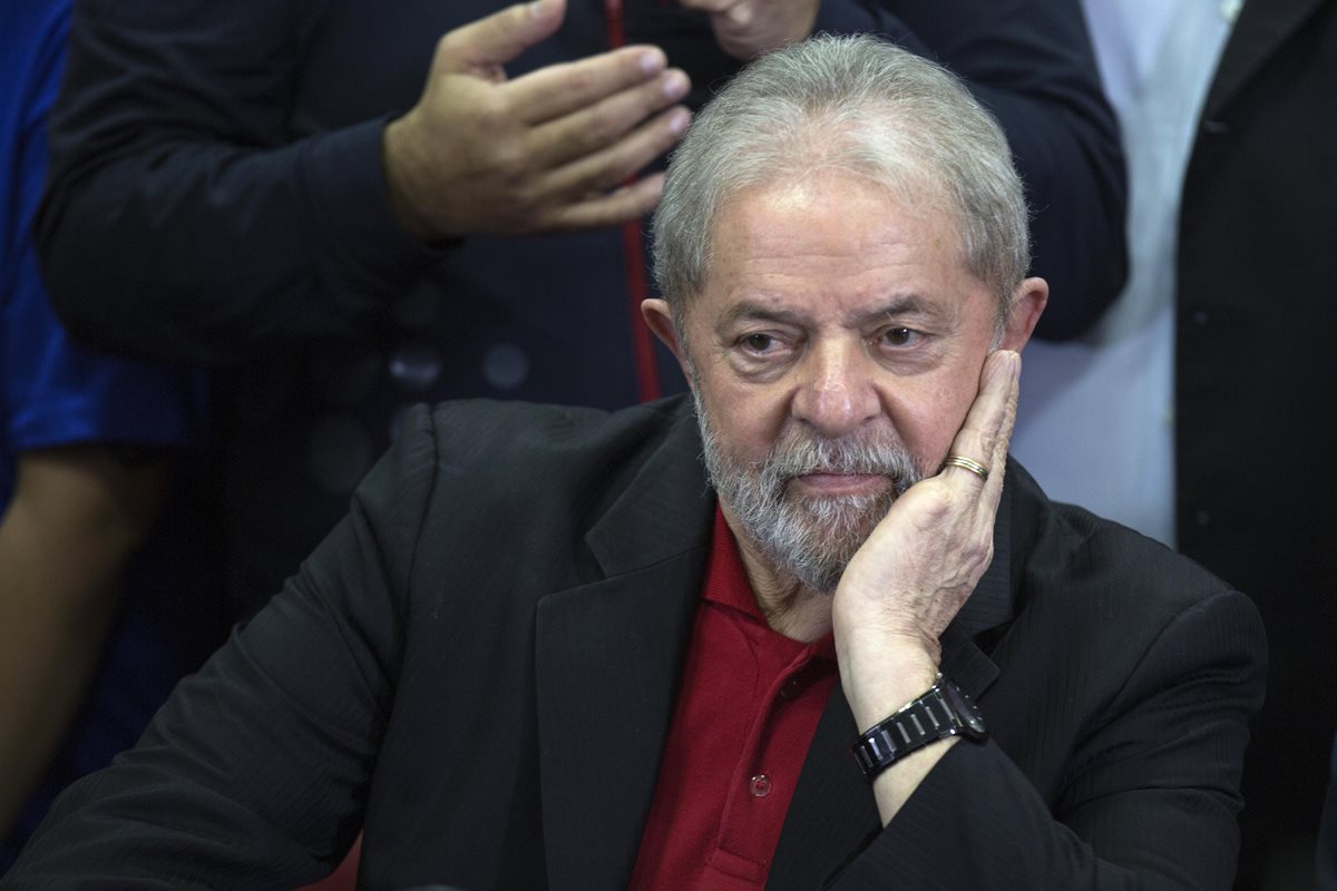 Luiz Inácio Lula da Silva fue condenado a nueve años y medio de prisión por presunta corrupción.(EFE).