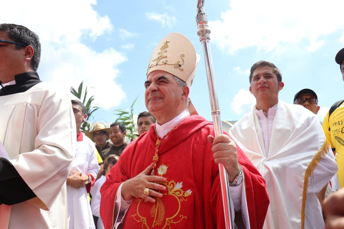 El Cardenal Giovanni Angelo Becciu presidió la ceremonia.