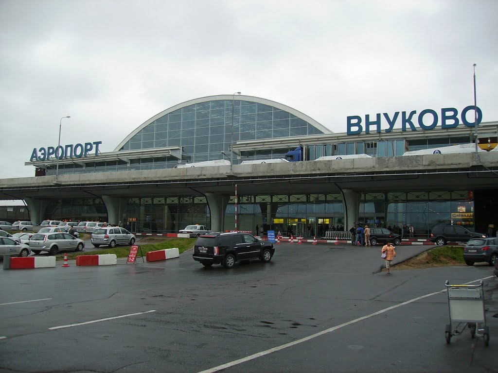 Aeropuerto internacional Vnukovo de Moscú. (Foto Prensa Libre: AP)