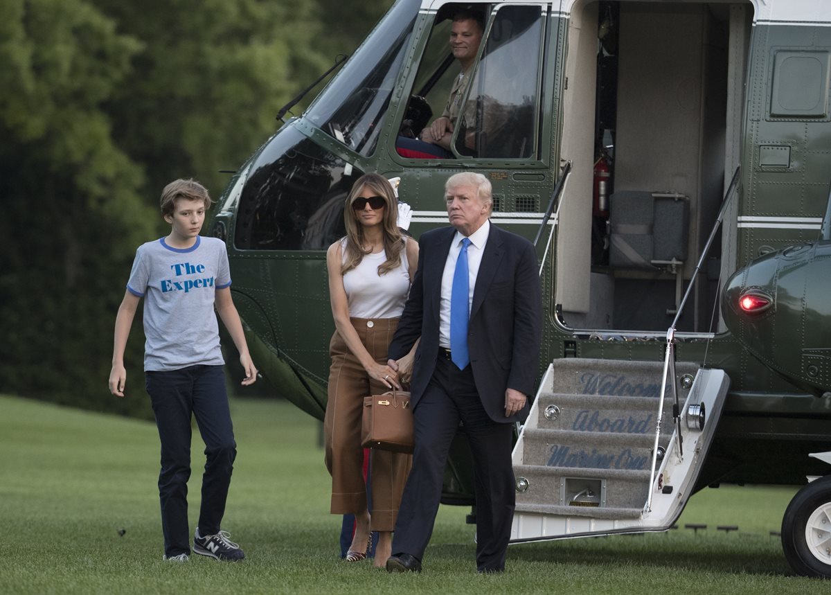 La familia Trump ahora está completa en la Casa Blanca. (Foto Prensa Libre: AP)