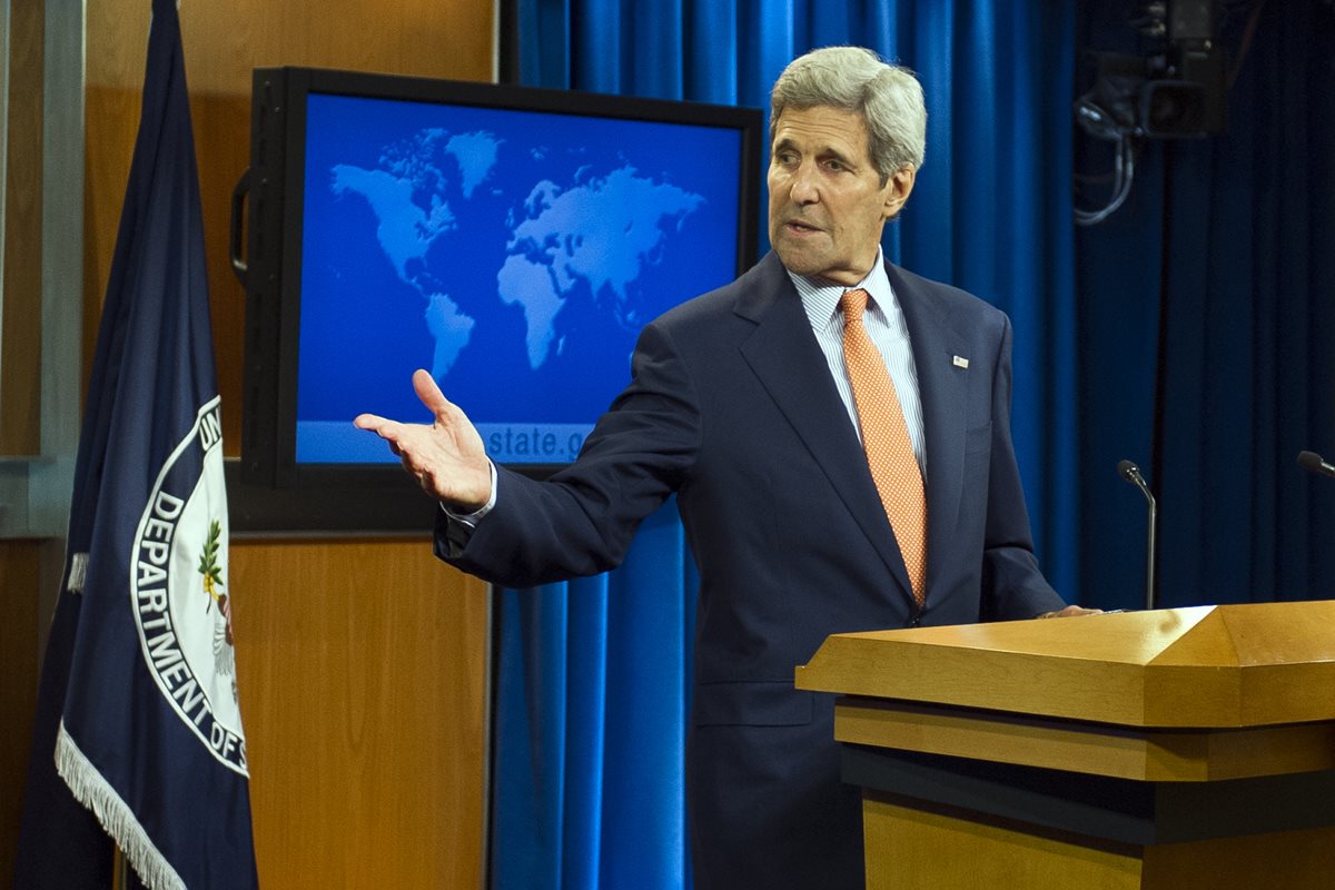 <em>El secretario de Estado, John Kerry, durante la presentación del informe este jueves en Washington. (Foto Prensa Libre: AP).</em>
