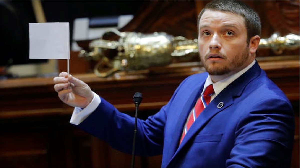 Chris Corley enfrenta acusaciones por violencia doméstica. (Foto Prensa Libre: AP)