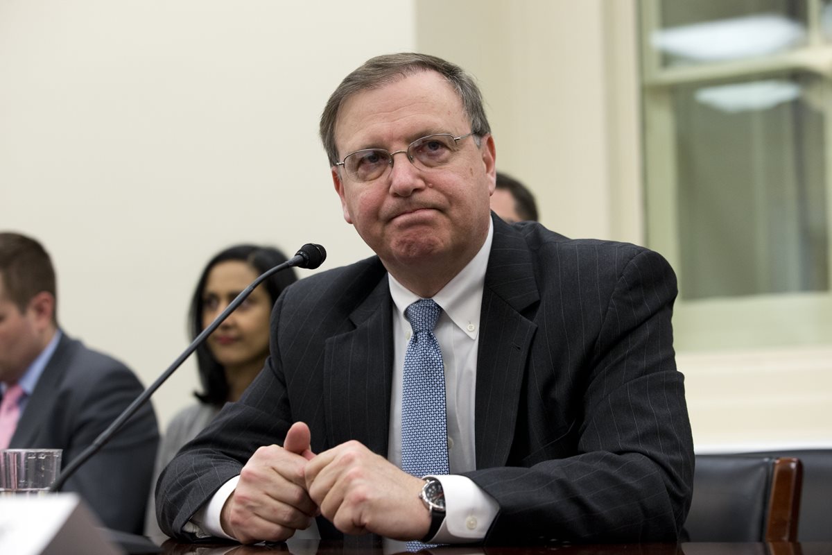 jefe de la Agencia Antidrogas de EE.UU. (DEA) , Chuck Rosenberg, renunció al cargo que ocupaba de manera interina.(Foto Prensa Libre:AP).