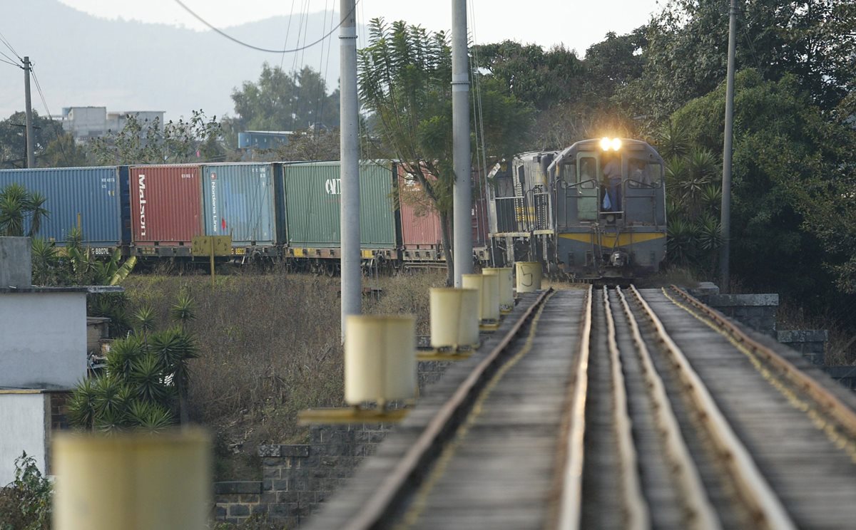 En asamblea anaual Ferrovías eligió al administrador único y se decidió hacer una auditoria a la compañía. (Foto Prensa Libre: Hemeroteca PL)