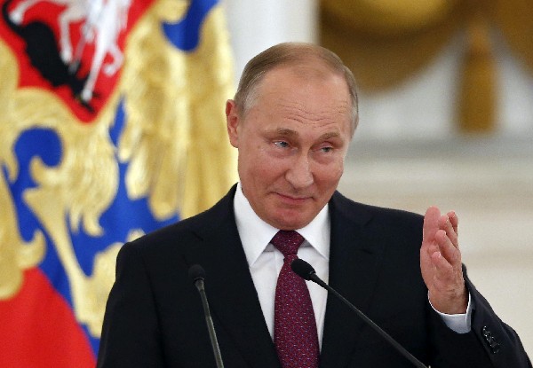 El presidente ruso, Vladímir Putin critió que la AMA permita que participe atletas que utilizan sustancias prohibidas. (Foto Prensa Libre: EFE)