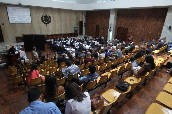 Jornada de trabajo de la comisión de postulación de Fiscal General. (Foto Prensa Libre: Archivo)