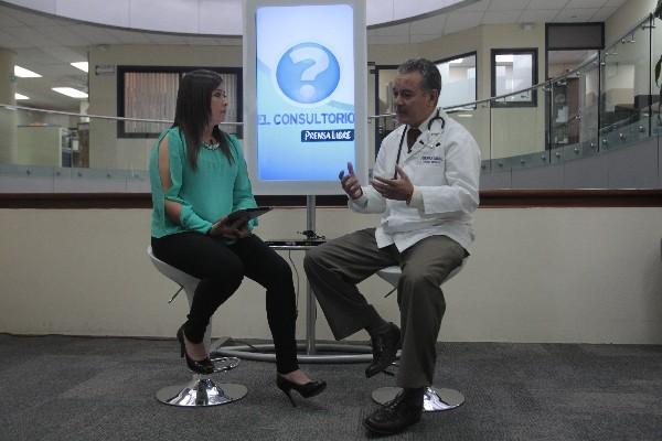 El médico Luis Alfredo  Méndez explica los beneficios del ejercicio durante el embarazo, en El Consultorio.