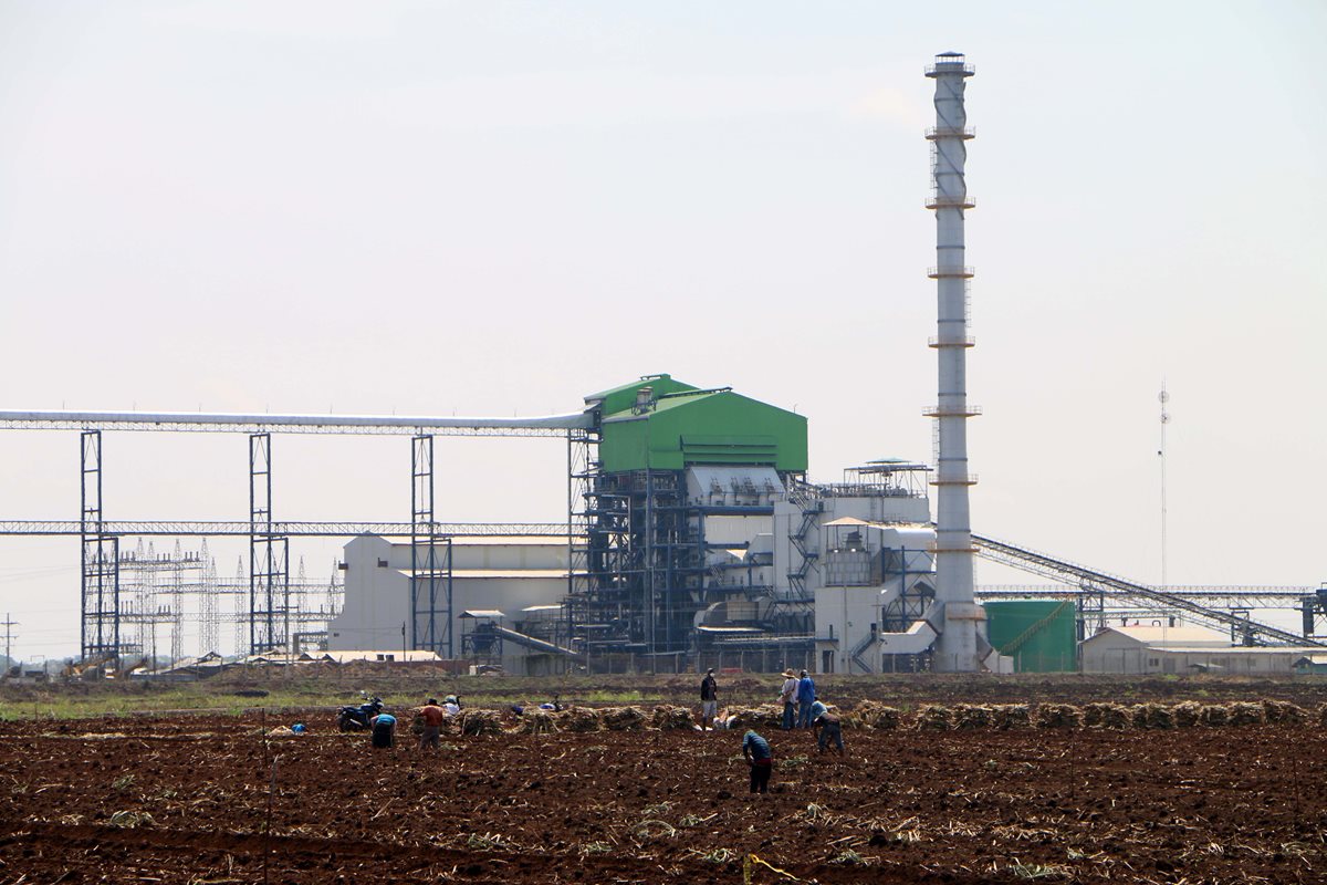 La planta San Isidro tiene capacidad de producción de 61.5MW. El nombre de la planta es en honor al santo patrono de los agricultores, San Isidro Labrador.  (Foto Prensa Libre: Rolando Miranda)