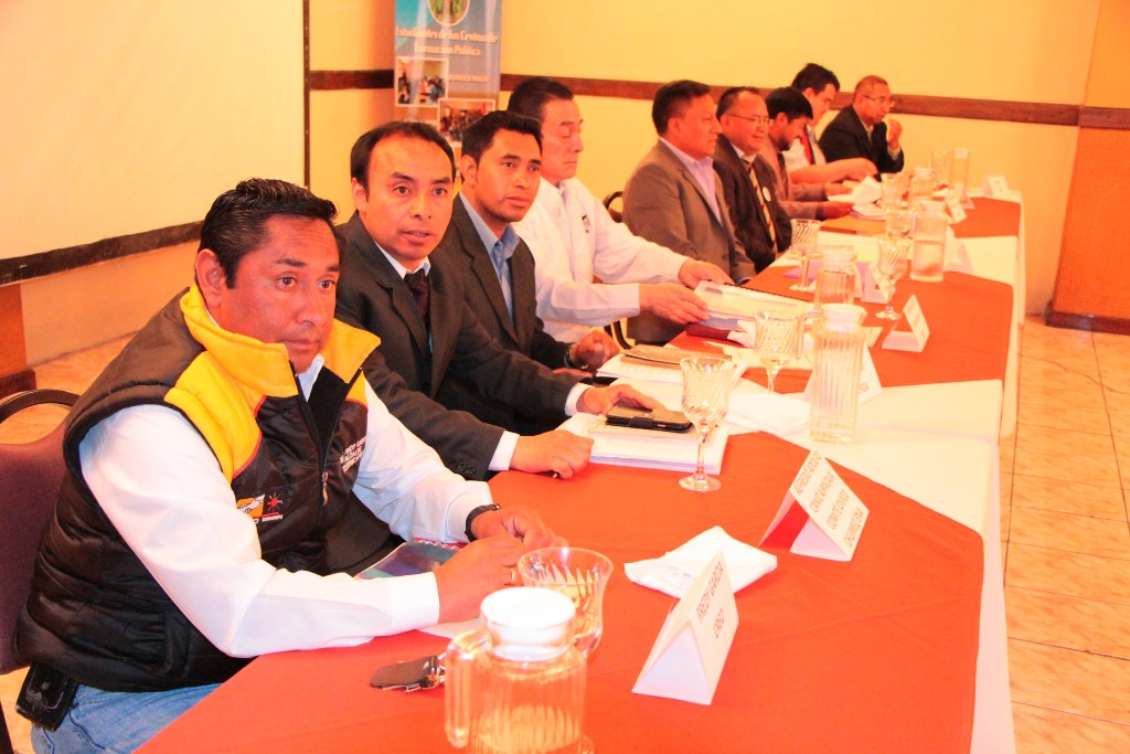 Candidatos a alcalde de Totonicapán presentan sus planes de trabajo. (Foto Prensa Libre: Édgar Domínguez)