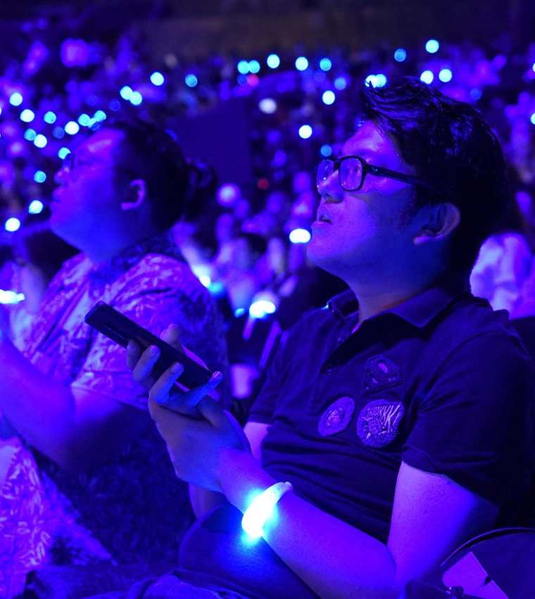 La presentación del Samsung Galaxy Note 9 fue en vivo y la audiencia pudo ver de primera mano las novedades del dispositivo. (Foto Prensa Libre: AFP).