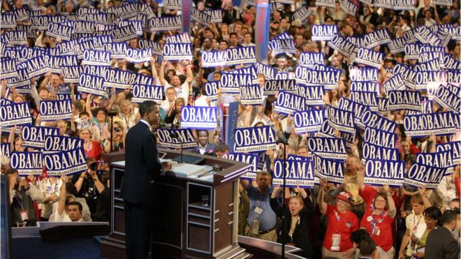 Barack Obama durante la Convención Demócrata de 2004, en la que endosó a John Kerry. AFP