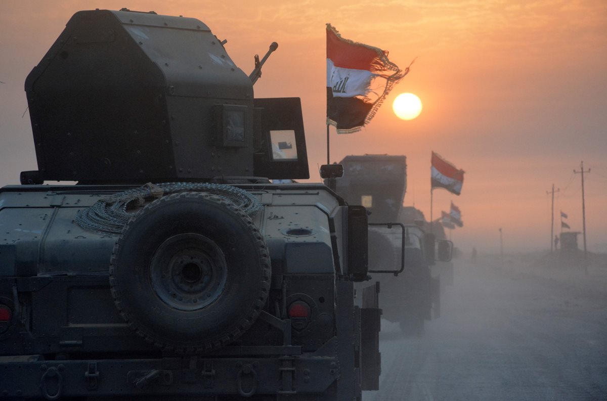 Fuerzas progubernamentales avanzan en un área de este de Irak con la intención de llegar hata Mosul. (Foto Prensa Libre: AFP).