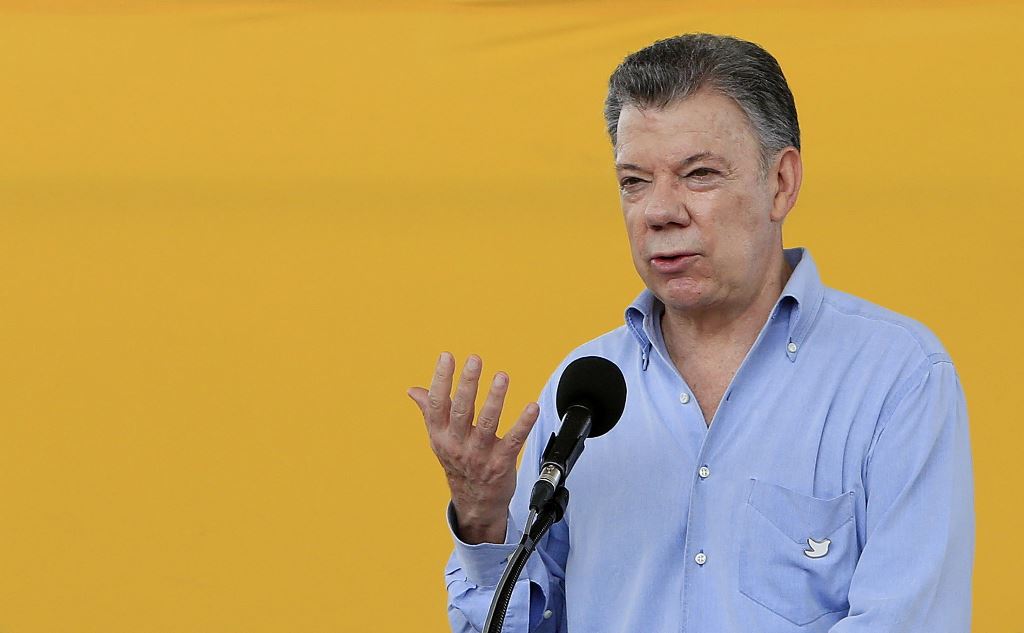 Juan Manuel Santos, presidente de Colombia, plantea una cumbre para discutir sobre el problema del narcotráfico con Centroamérica. (Foto Prensa Libre: EFE)
