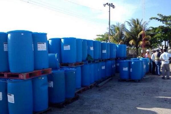 Las autoridades hondureñas decomisaron un cargamento de precursores para  fabricar drogas. (Foto Prensa Libre: Tomada de internet.)