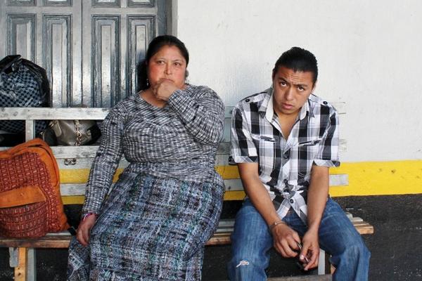 Los dos detenidos son de Huehuetenango. (Foto Prensa Libre: Óscar Figueroa)<br _mce_bogus="1"/>