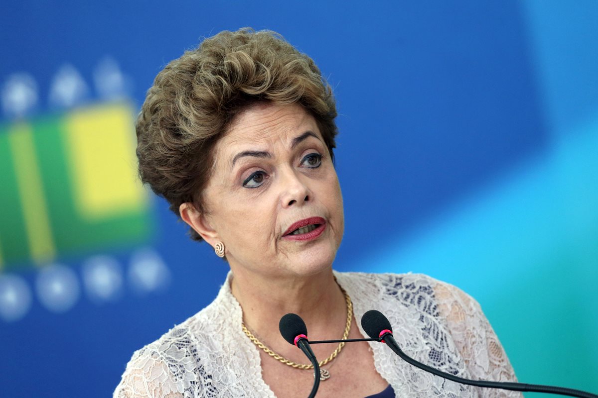 El futuro del gobierno de Rousseff es incierto. (Foto Prensa Libre: AP)