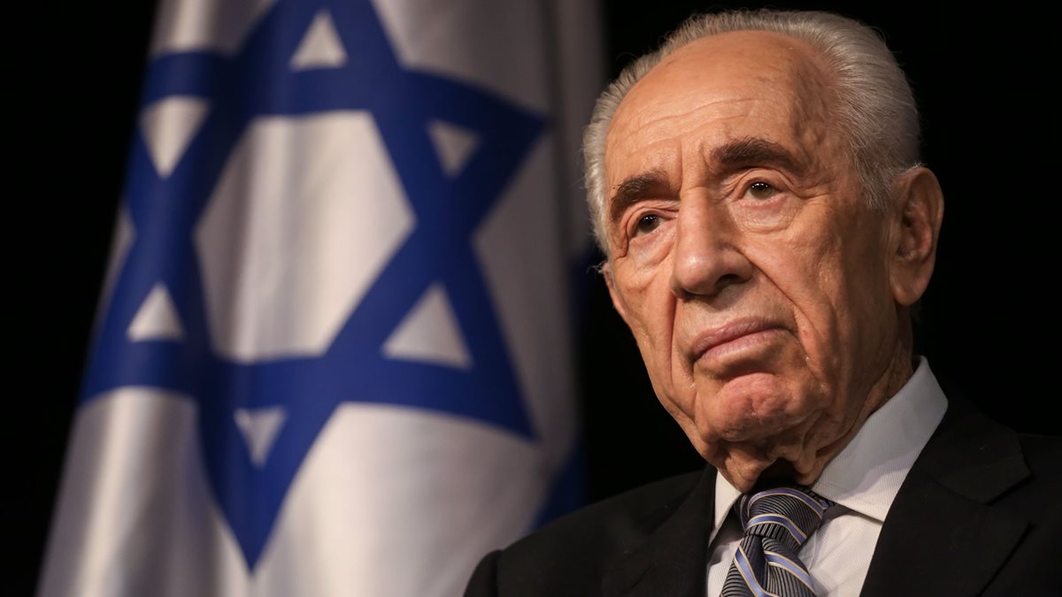El expresidente y premio Nobel de la Paz Shimon Peres seguía en estado crítico.
