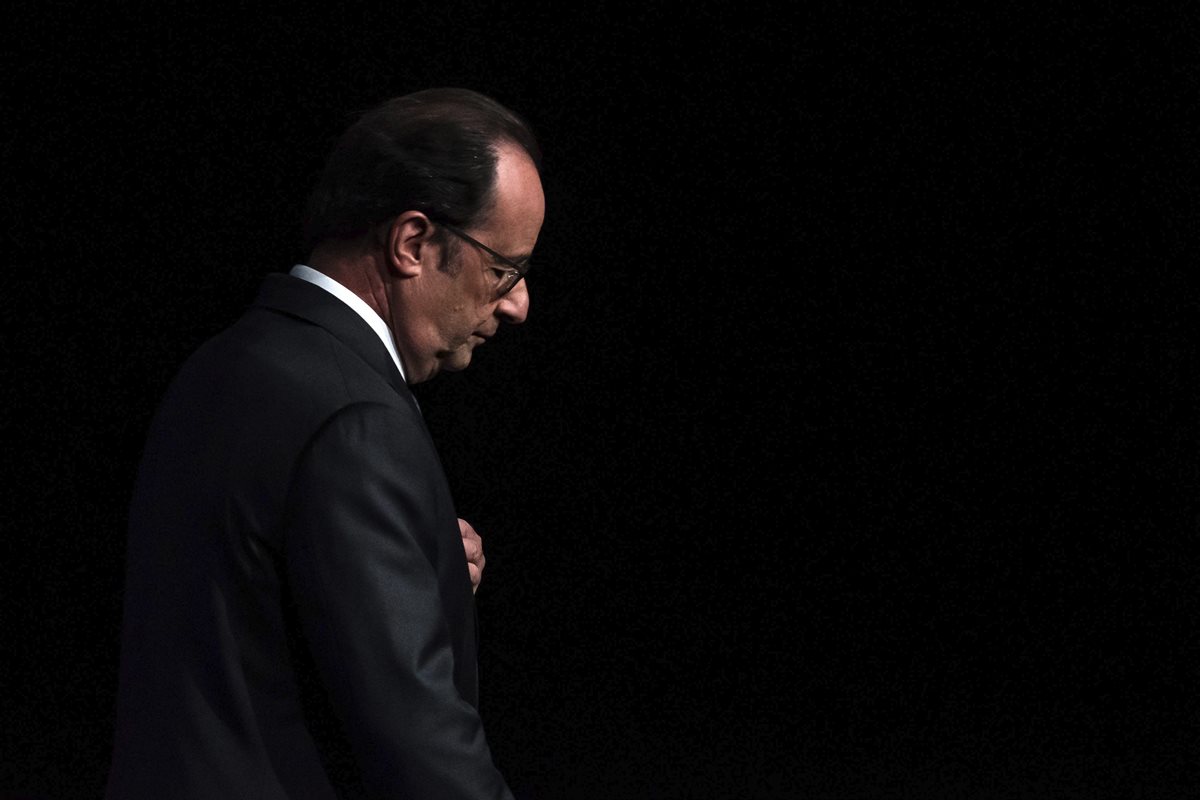 Francois Hollande, presidente de Francia, comunicó el jueves su decisión de renunciar a la reelección. (Foto Prensa Libre: EFE).