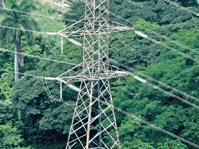 La ampliación de capacidad eléctrica y obras nuevas permiten mejorar el voltaje y la calidad del servicio. (Foto Prensa Libre: OSCAR ESTRADA )