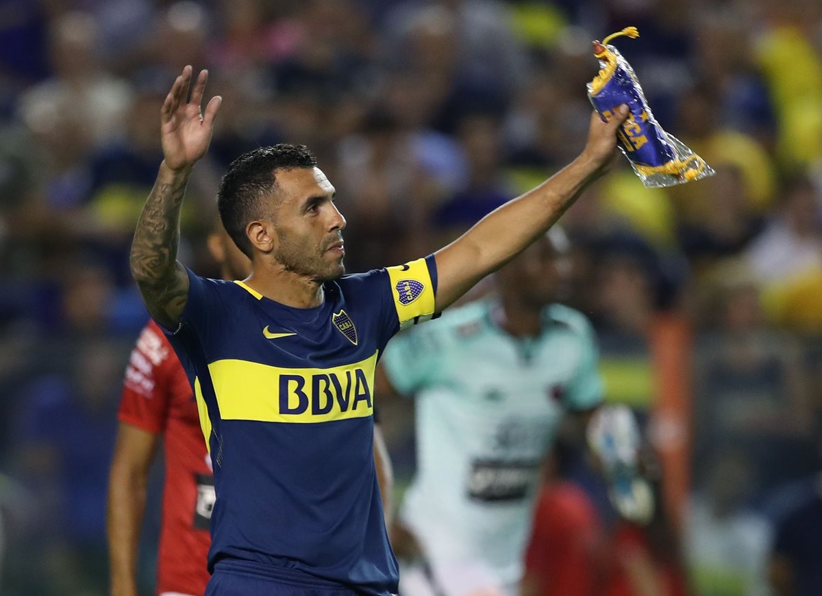 El argentino Carlos Tevez regresó a Boca Juniors después de pasar los últimos seis meses en el futbol de China. (Foto Prensa Libre: AFP)