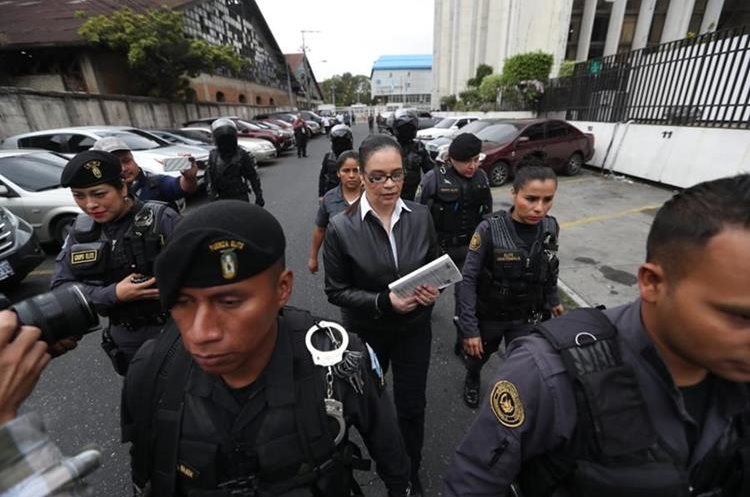 La condenada exvicepresidenta Roxana Baldetti tiene tendencias suicidas según Presidios. (Foto Prensa Libre: Hemeroteca)