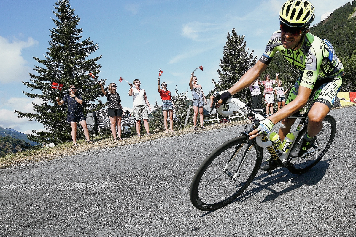 Contador padece de fiebre y quedó descartado de la clásica. (Foto Prensa Libre: EFE)