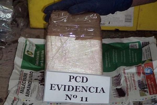 La droga se localizó en un camión que transportaba chatarra hacia Guatemala. (Foto tomada de La  Nación de Costa Rica)