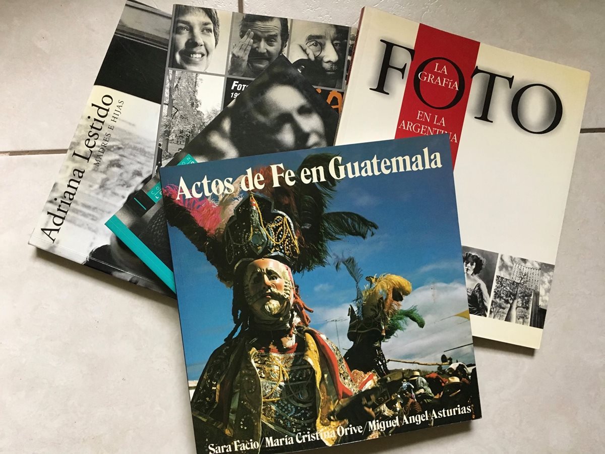 "Actos de fe en Guatemala", publicado por primera vez en 1980, contó con la participación de Orive (Foto Prensa Libre: cortesía Carolina Vásquez Araya).