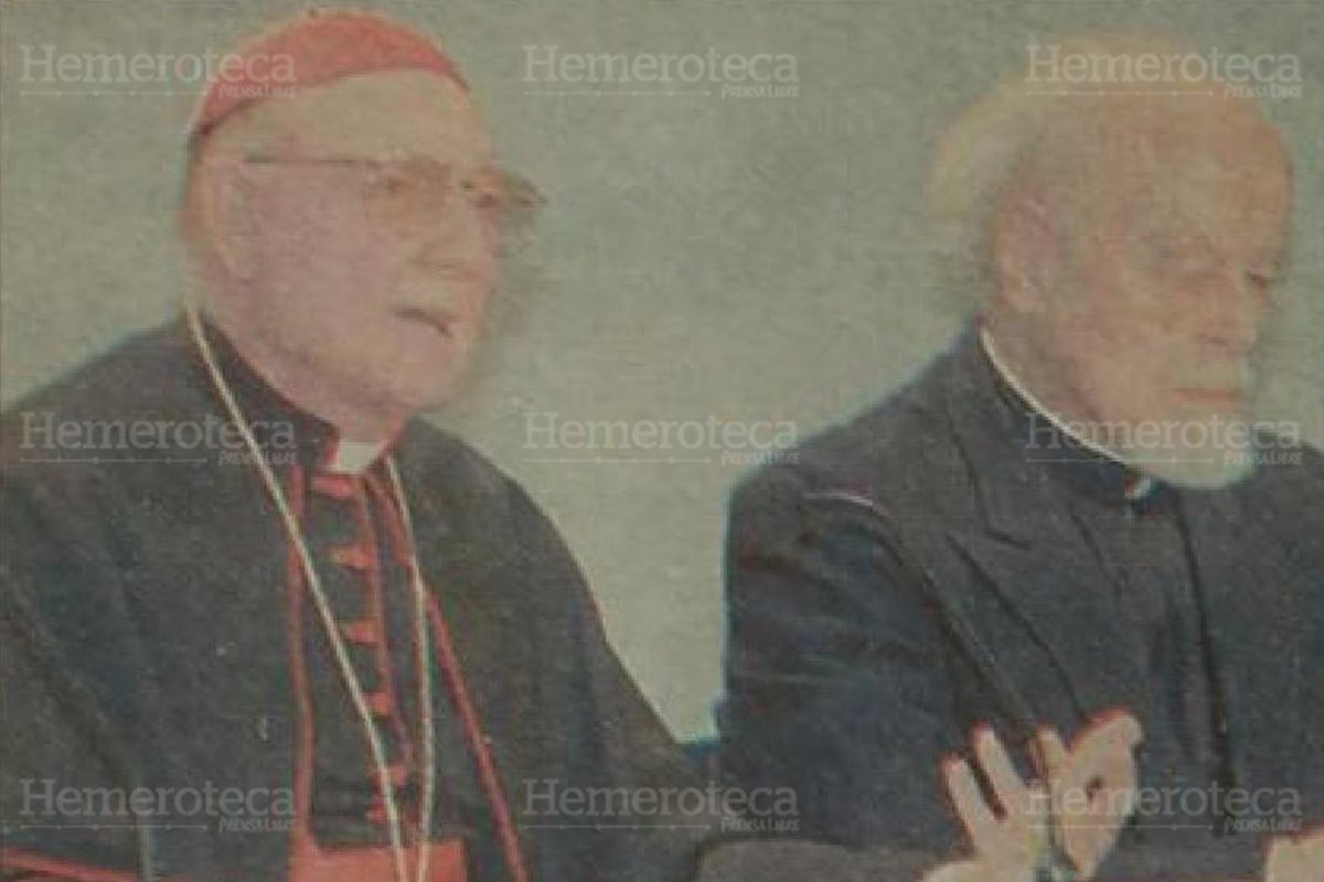 16/03/1998. Cardenal Edward Cassidy y Pierre Duprey dan a conocer el documento "Reflexión" de la Iglesia Católica sobre exterminio de judíos durante la II Guerra Mundial. (Foto: Hemeroteca PL)