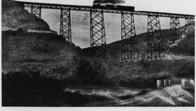 Viaducto Estrada Cabrera, sobre el ri?o Las Vacas. Coleccio?n Ferrocarril Interocea?nico (1898-1908). (Foto: Fototeca Guatemala, CIRMA)