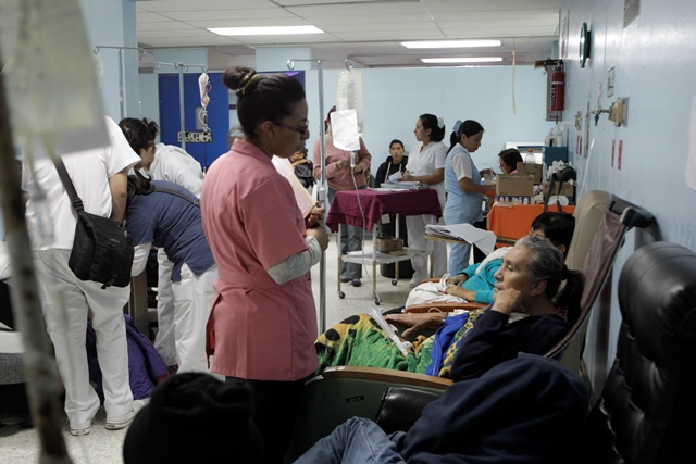 La meta de las autoridades es conseguir la cobertura universal en año y medio. (Foto Prensa Libre: Edwin Bercián)