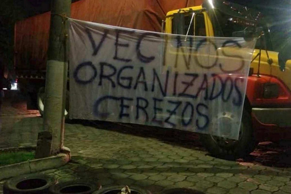 Los vecinos manifestaron su molestia porque el hogar de la SBS continue en la colonia. (Foto Prensa LIbre: María Longo)