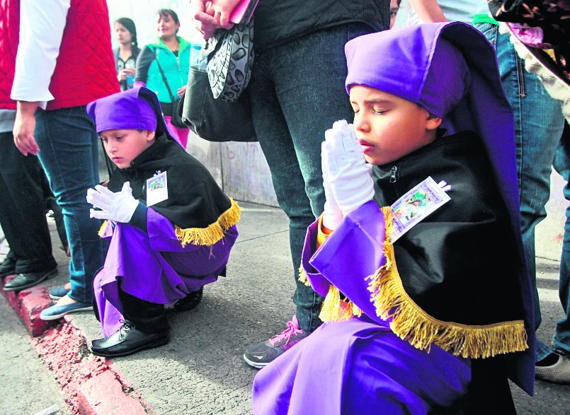 La Semana Santa es una época valorada por las personas que profesan la fe católica. (Foto Prensa Libre: Álvaro Interiano)