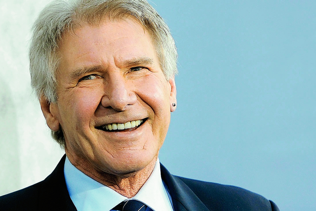 El actor Harrison Ford pasó 25 días hospitalizado tras desplomarse la avioneta que pilotaba, el 5 de marzo pasado. (Foto: Prensa Libre AP)
