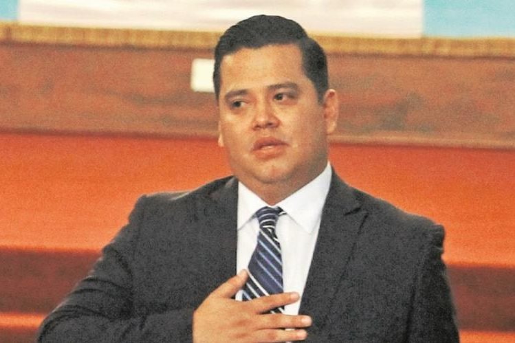 Claus Marvin Mérida Jiménez es investigado por la Fiscalía de Delitos Electorales. (Foto Prensa Libre: Hemeroteca)