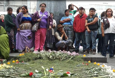 Familias de las víctimas de genocidio participaron en la manifestación frente a la CC.
