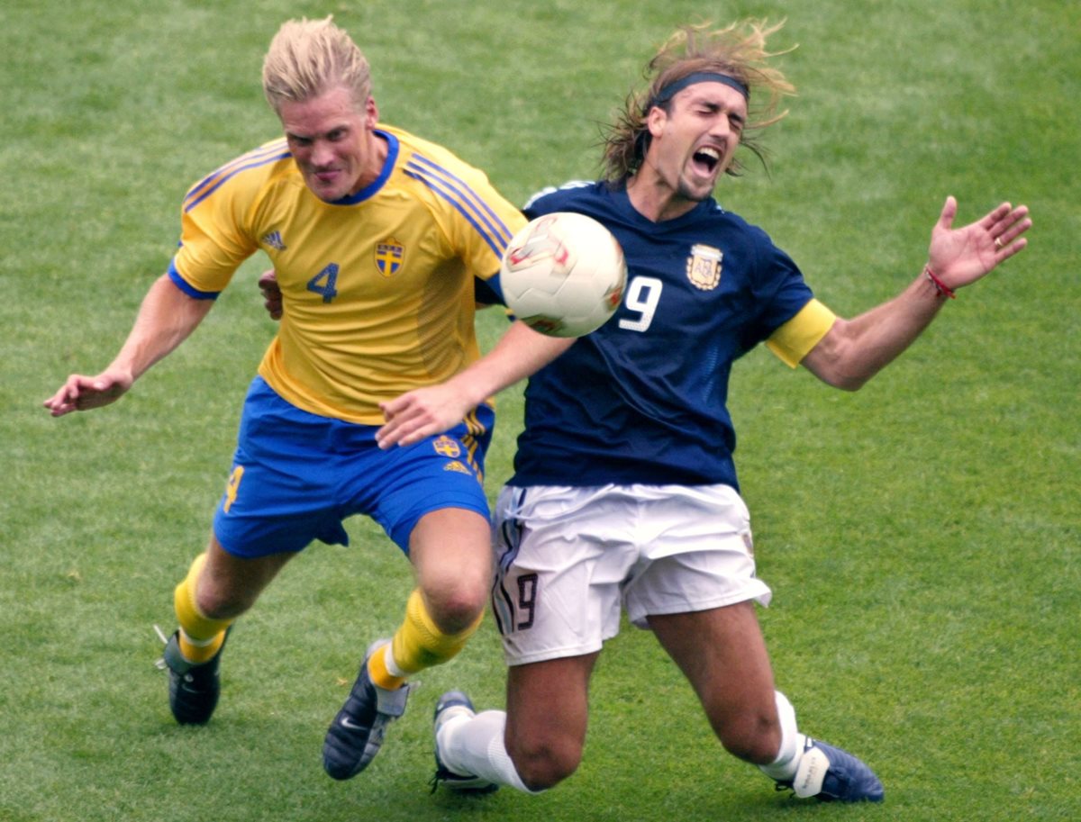 Batistuta siempre se destacó por ser un delantero luchador dentro del terreno de juego. (Foto Prensa Libre: Hemeroteca PL)