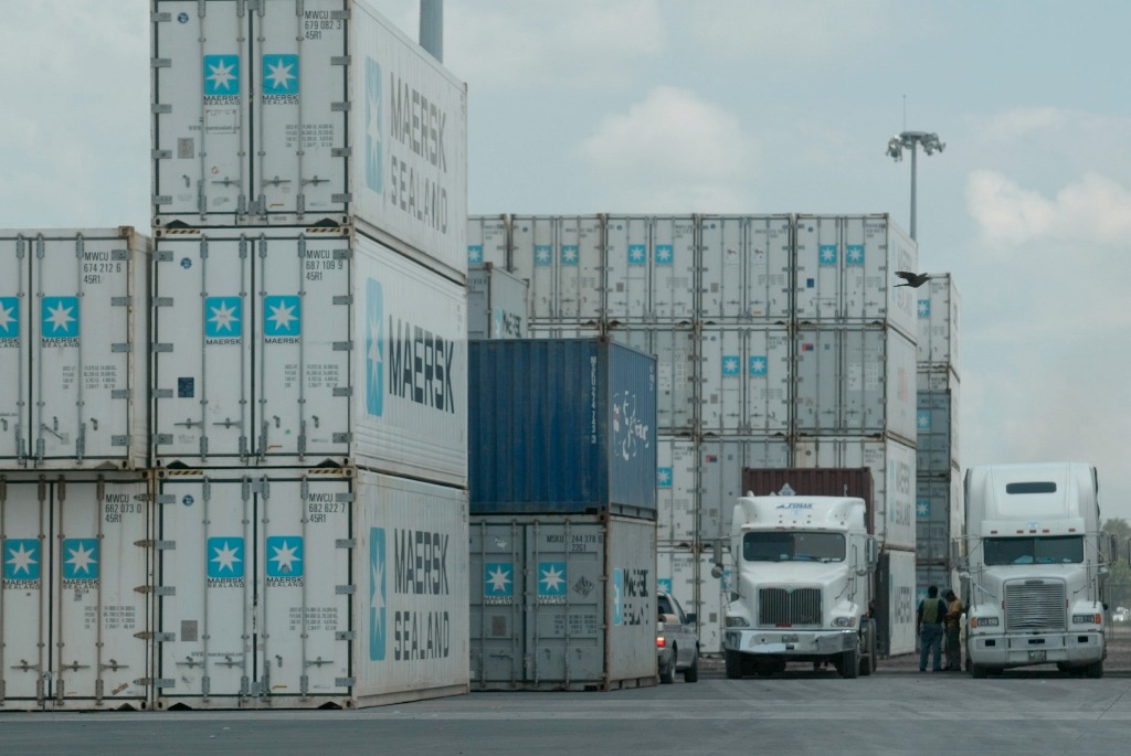 Aún hay casos individuales que operan en el servicio aduanero al margen de la ley, reveló el exjefe de la SAT, Juan Francisco Solórzano Foppa. (Foto Prensa Libre: Hemeroteca)