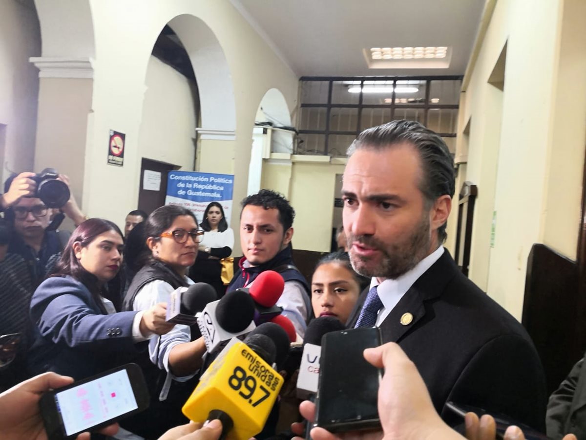 El ministro de Economía defendió el nombramiento de José Ramón Lam Ortiz como viceministro de la cartera. (Foto Prensa Libre: Carlos Álvarez)