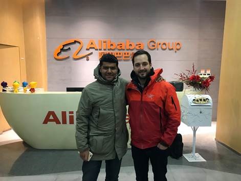 Javier Mata de Yalochat dijo que en el corto plazo trabajarán con las principales empresas de Latinoamérica e India para mejorar la experiencia de sus clientes con la tecnología. (Foto Prensa Libre: Cortesía Yalochat)