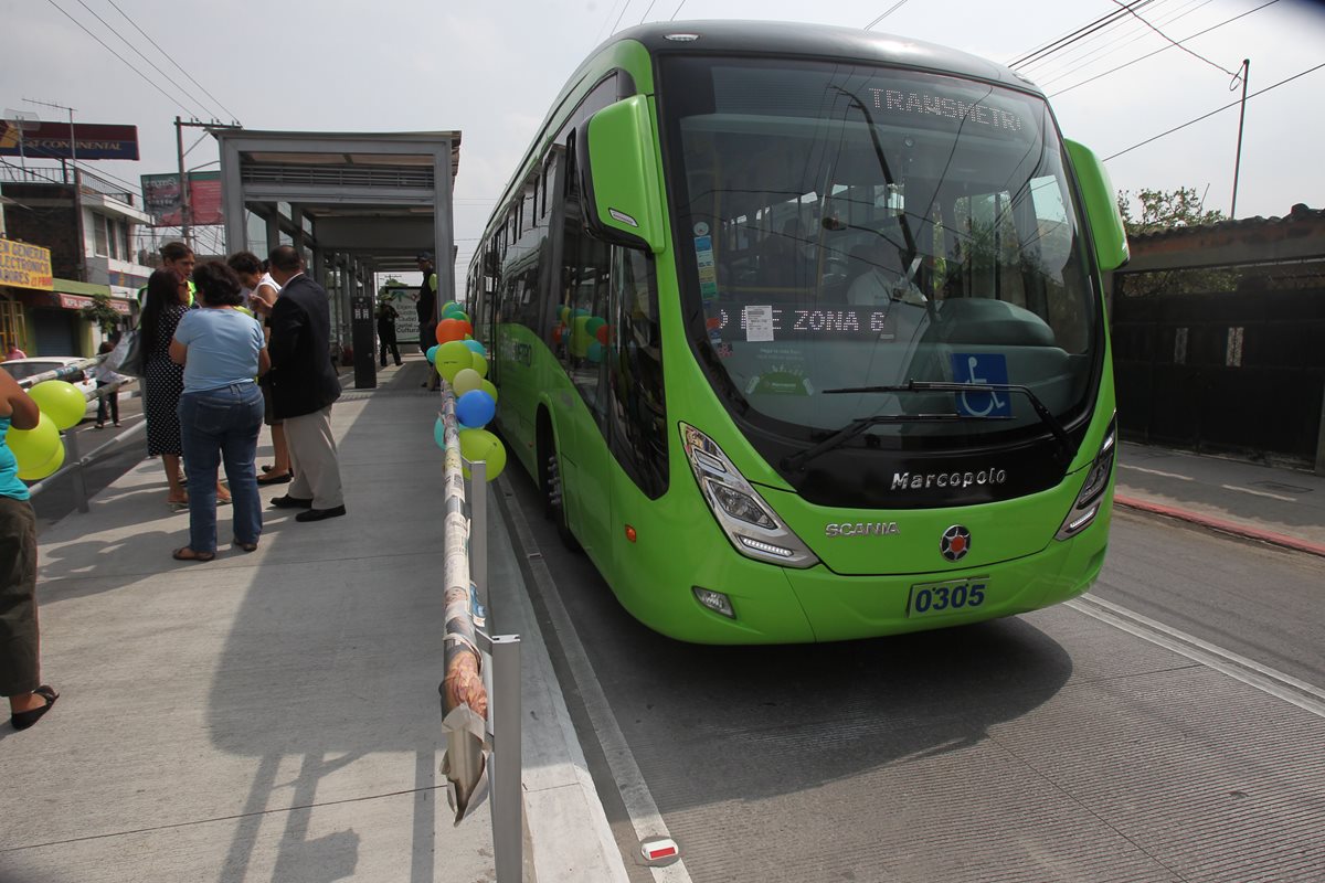 Debido a procesiones el servicio del Transmetro será irregular. (Foto Prensa Libre: Hemeroteca PL)