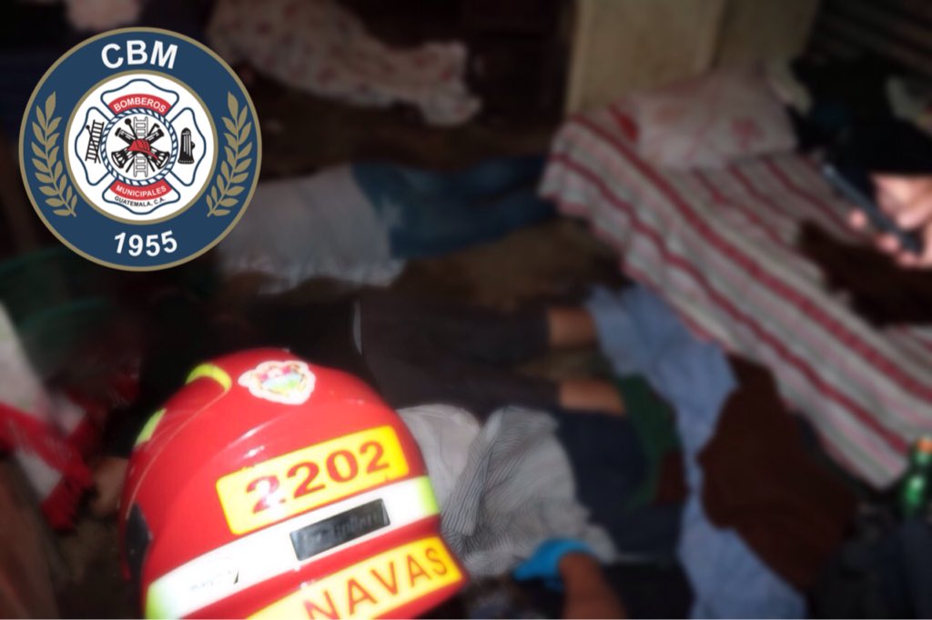 El ataque que dejó cinco muertos se registro en la colonia Linda Vista, zona 4 de Villa Nueva. (Foto Prensa Libre: CBM)