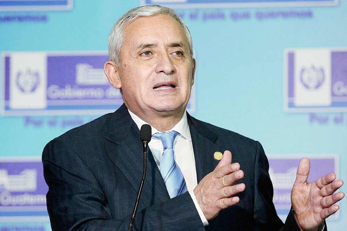 El presidente Otto Pérez Molina asegura que no es el momento para una Asamblea Nacional Constituyente. (Foto Prensa Libre: Esbin García).