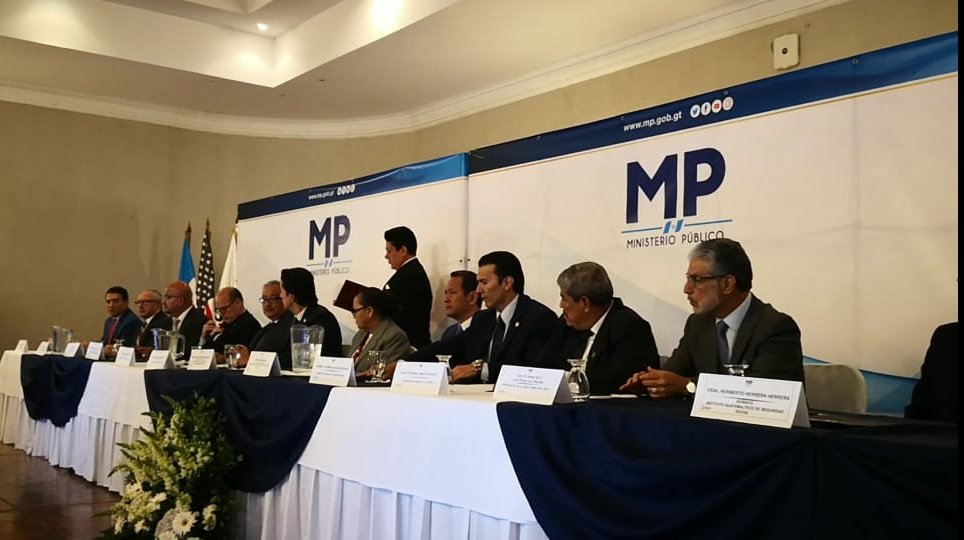 Ministerios, secretarias e Institutos compartirán de forma ágil información con el MP. (Foto Prensa Libre: MP)