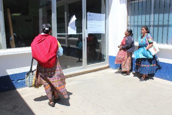 Por falta  de insumos, médicos suspenden  consulta externa en nosocomio de la cabecera  de  Totonicapán.