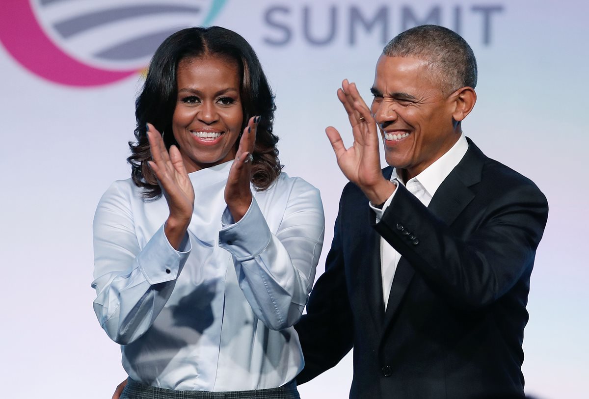 Michelle y Barack Obama trabajarán con Netflix para crear series y películas (Foto Prensa Libre: AFP)