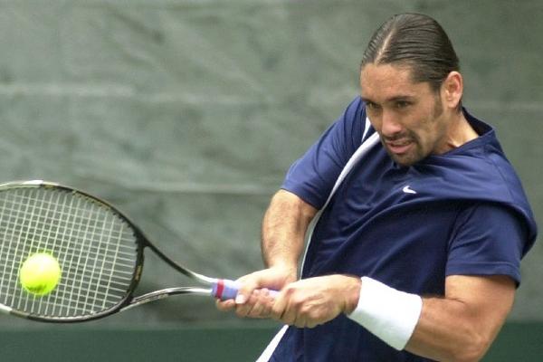 El retirado tenista Marcelo Rios es uno de los que participará del encuentro en Chile. (Foto Prensa Libre: Archivo)