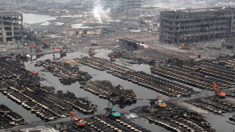 La explosión en Tianjín dejó devastación. (Foto Prensa Libre: AFP)